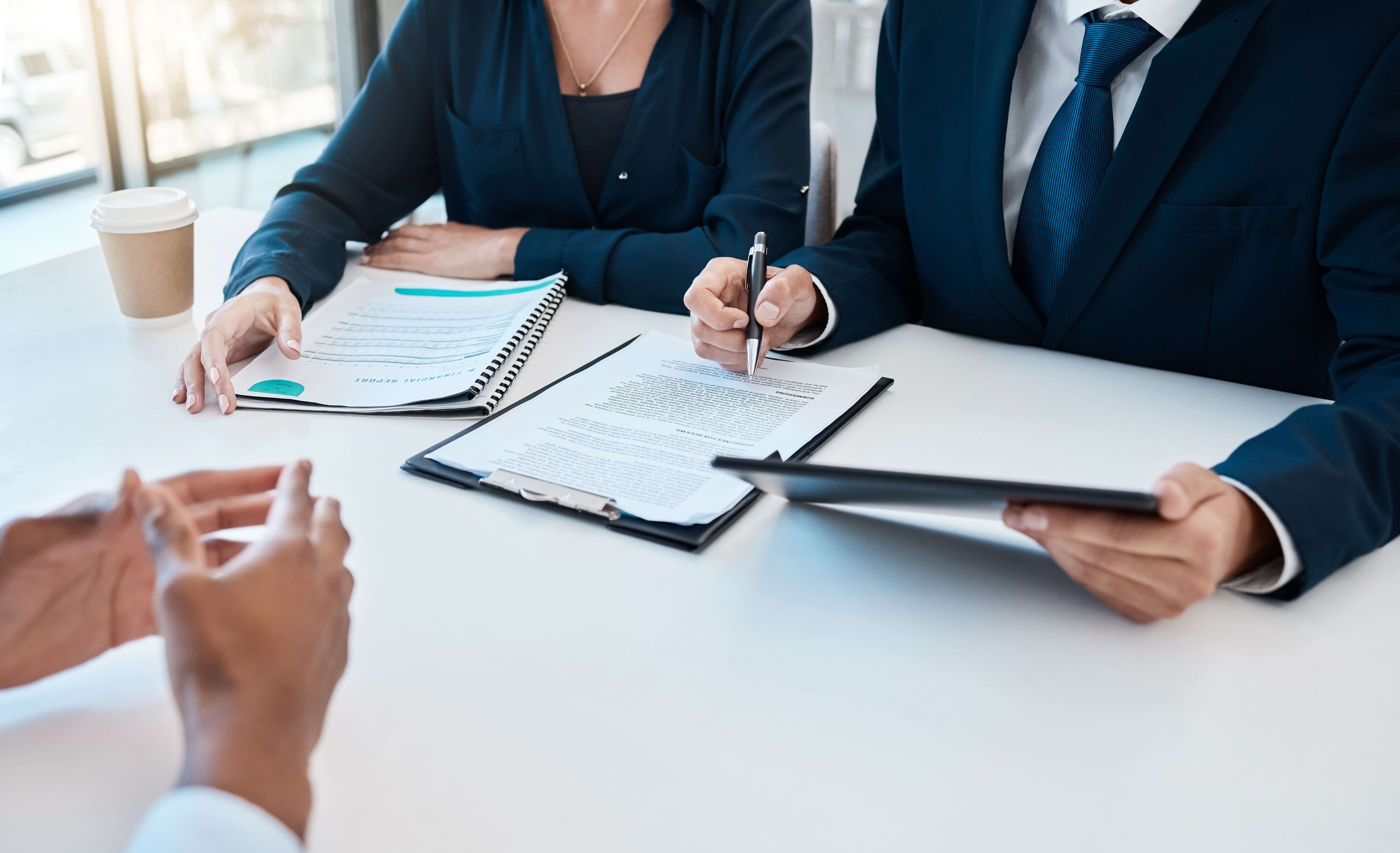 ESPECIALIZACION EN DERECHO FINANCIERO